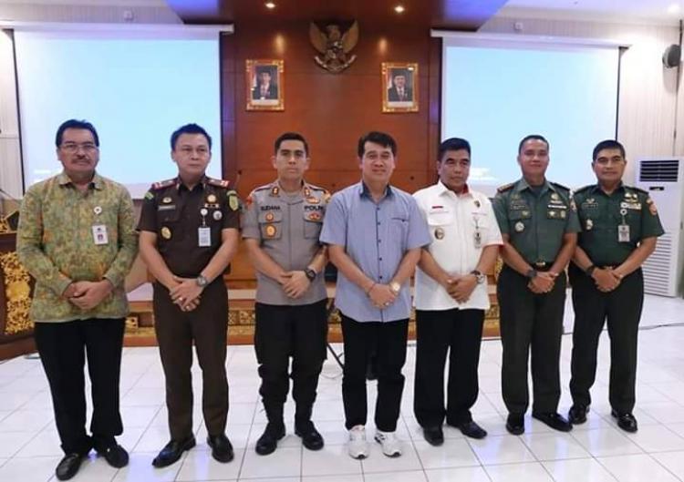 BUPATI  SUWIRTA TERIMA TIM DESK KEMENKOPOLHUKAM RI