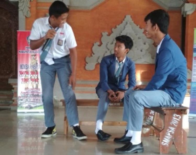 Mimbar Merah Putih Bulan Mei Tampilkan Teaterikal Lapender dan Klungkung Mengajar