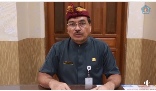 Sekda Klungkung Paparkan Perkembangan Covid-19 via Video Facebook