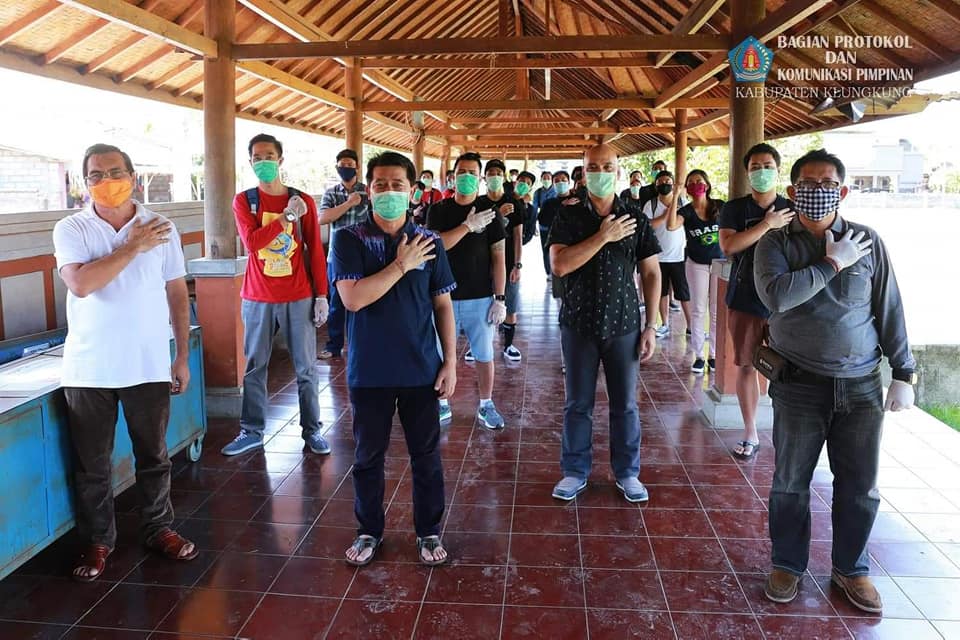 37 PMI Asal Kabupaten Klungkung Berkumpul Kembali Dengan Keluarga
