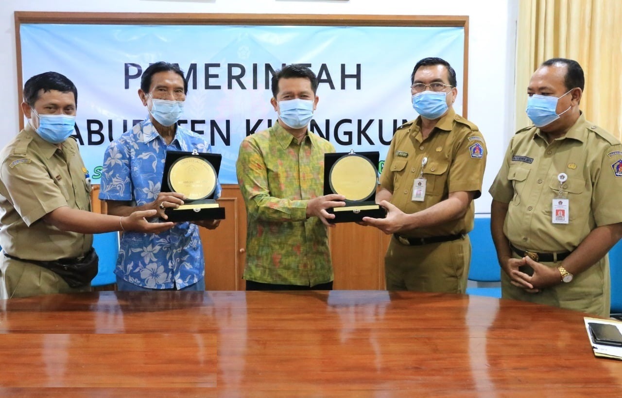 Terima Harmony Award, Bupati Klungkung : Kerukunan Aset Penting Dalam Keragaman