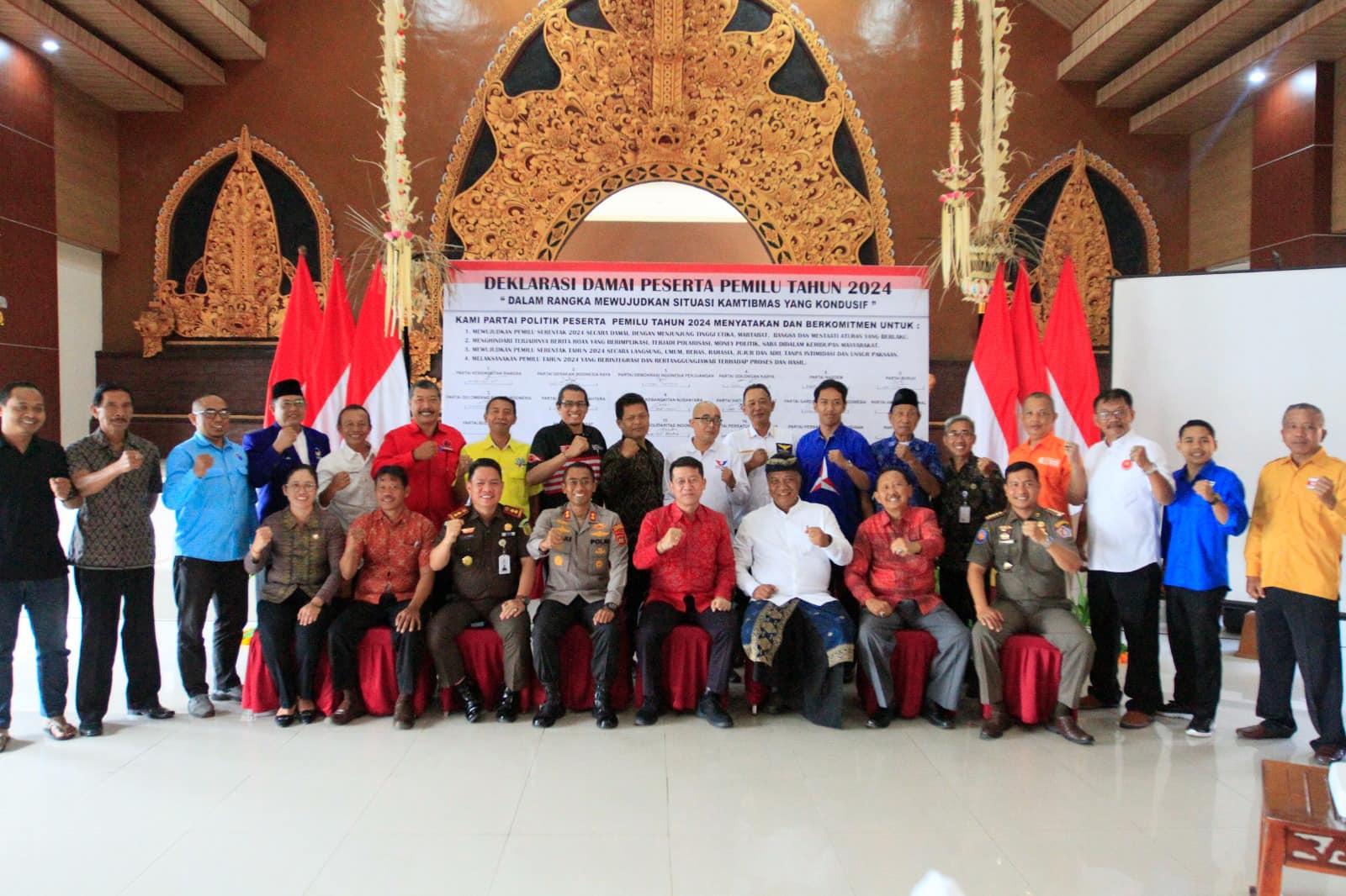 Bupati Suwirta Hadiri Deklarasi Pemilu Damai Tahun 2024