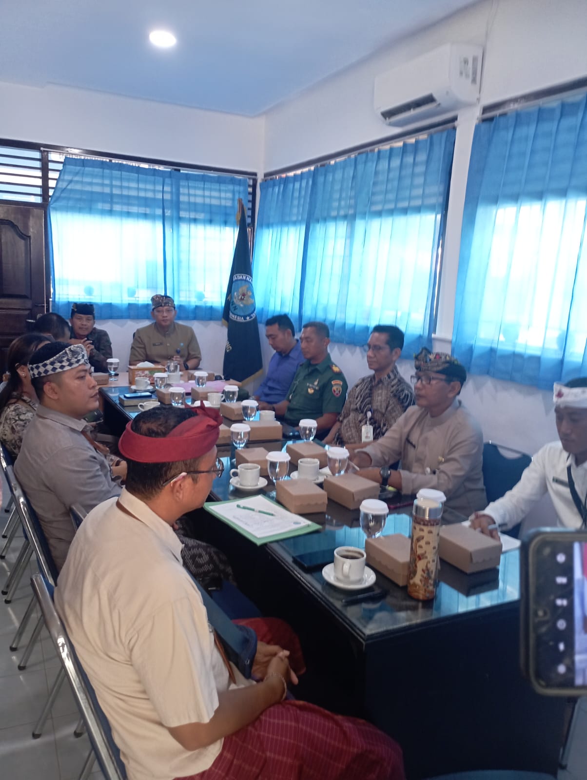 Rapat Koordinasi Forum Komunikasi Pencegahan dan Pemberantasan Penyalahgunaan Peredaran Gelap Narkotika (P4GN) yang diselenggarakan oleh BNNK Klungkung.